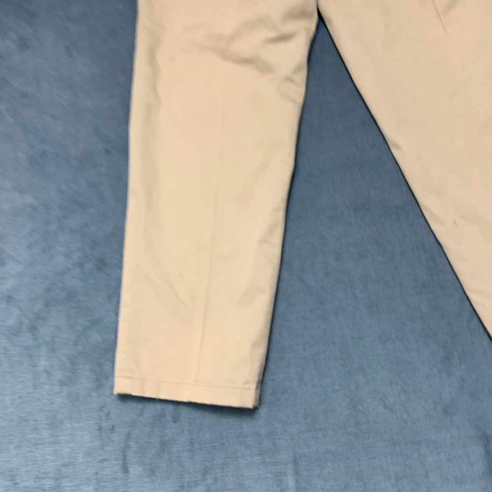 Haggar Chino Pants Mens 34x29 Khaki Relaxed Select No Iron Cotton Straight Leg